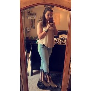 Meet your Posher, Tori